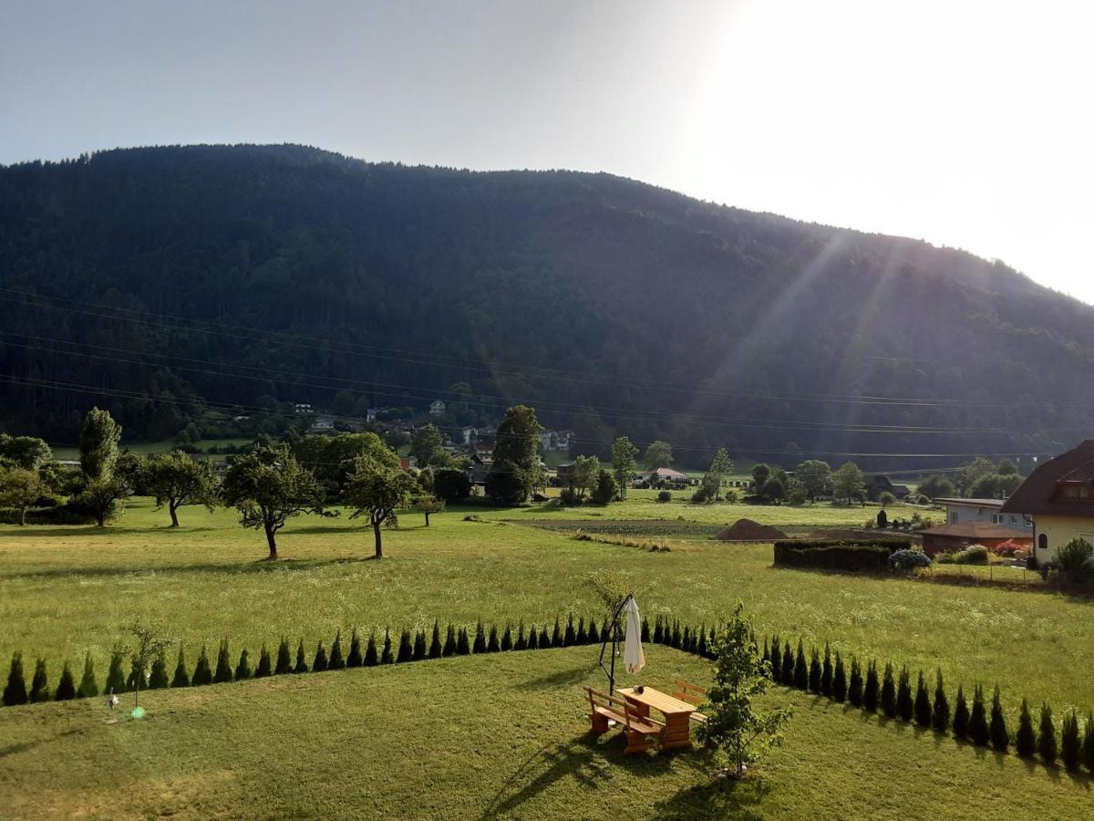 Apartment - Ferienwohnung 1 Treffen Am Ossiachersee المظهر الخارجي الصورة