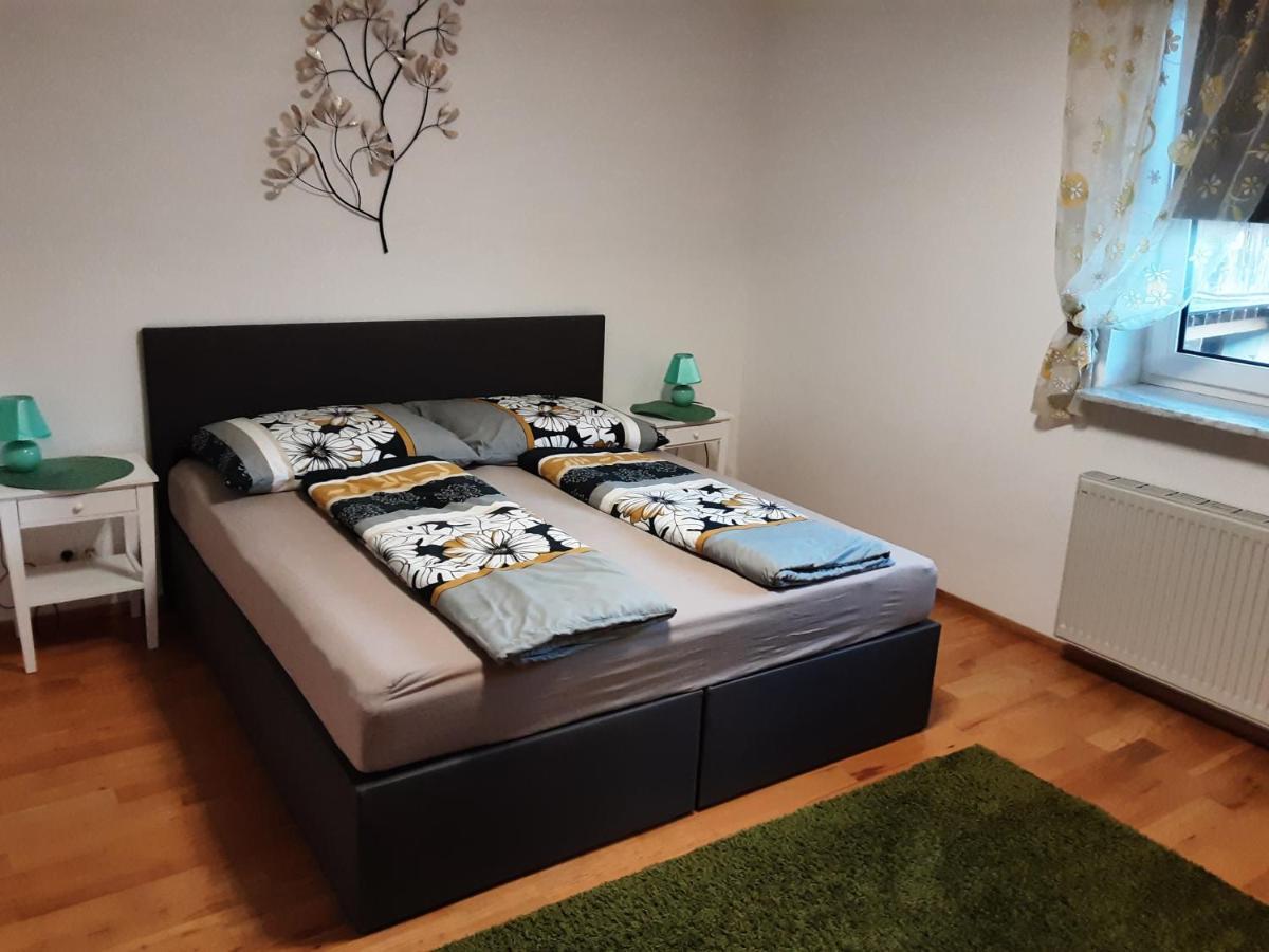 Apartment - Ferienwohnung 1 Treffen Am Ossiachersee المظهر الخارجي الصورة